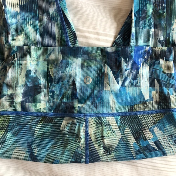 Lululemon Wunder Under Luxtreme Crops - Picture 2 of 6